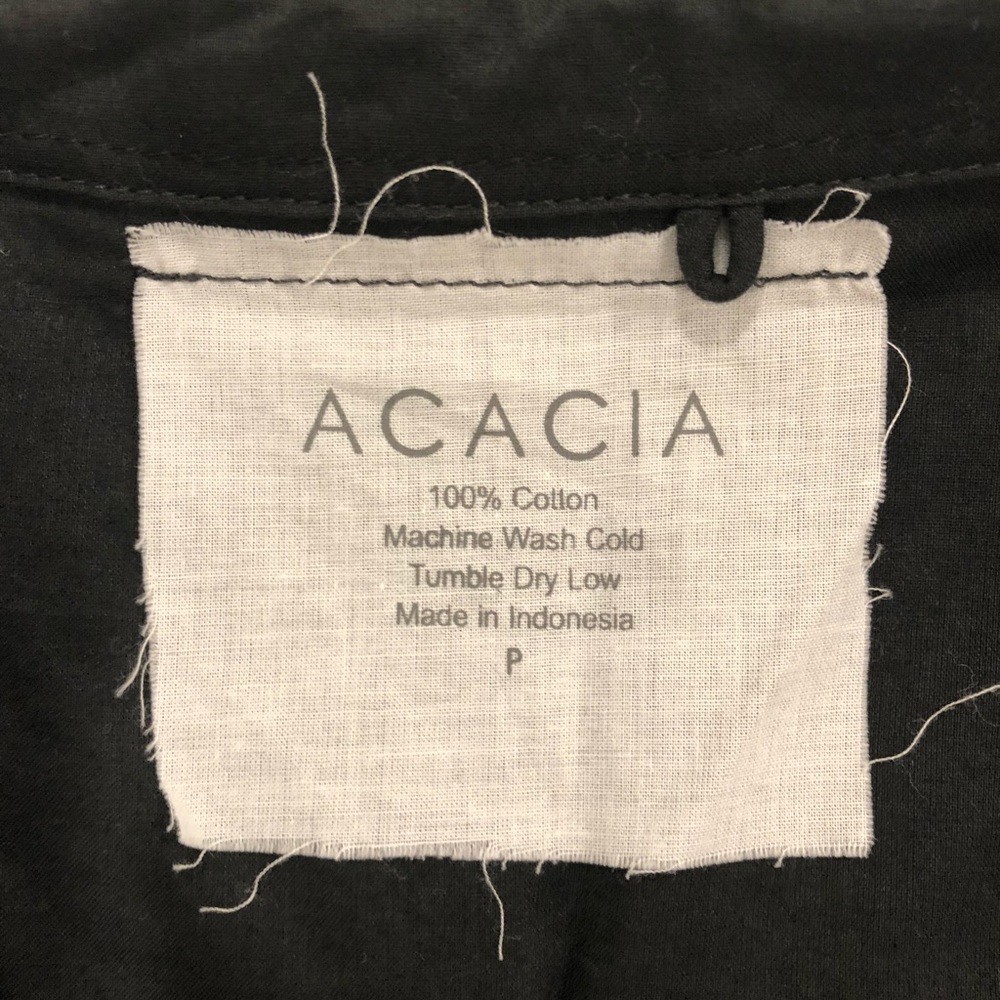 Acacia Black Button down collared Shirt size P